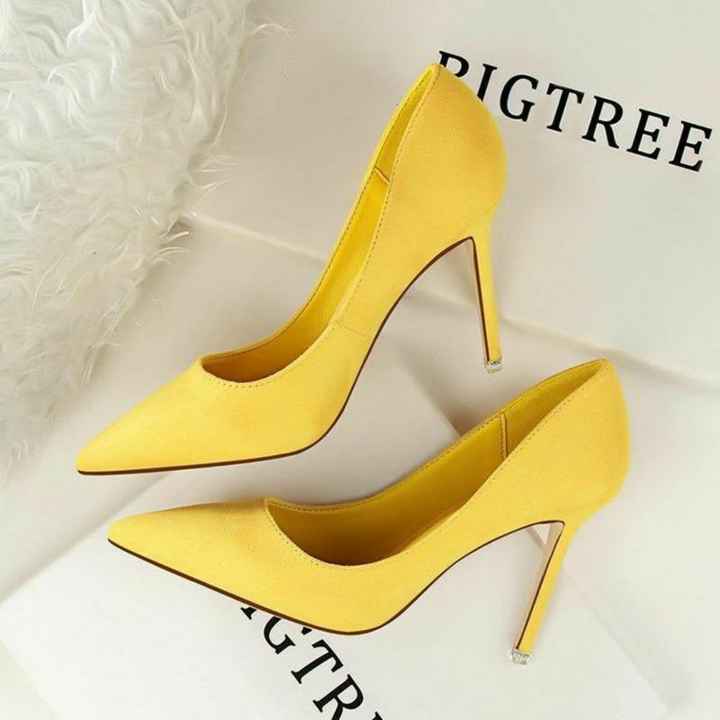 Zapatillas en color amarillo 💛💛 - 5