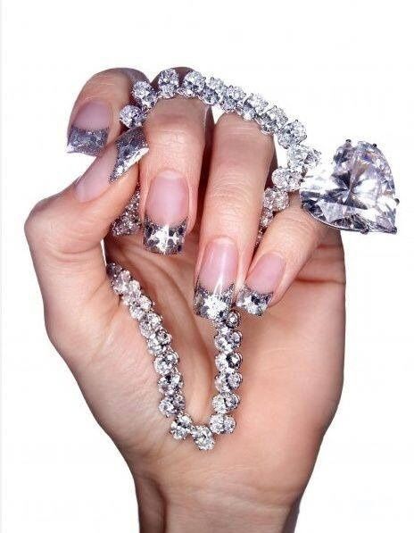 Uñas diamante