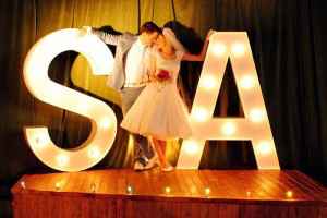 Sesión de fotos con letras luminosas - 14