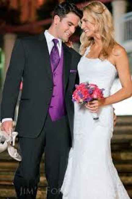 TRAJE TOQUES MORADOS 