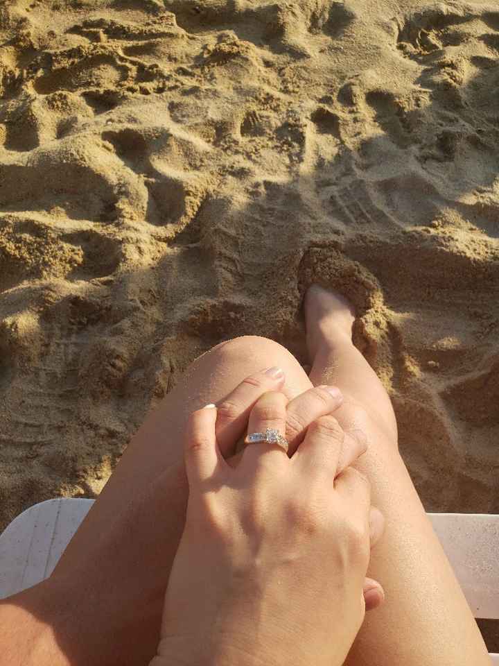 RETO EMOJI 💍 DESCRIBE tu pedida de mano en un emoji 💍 - 1