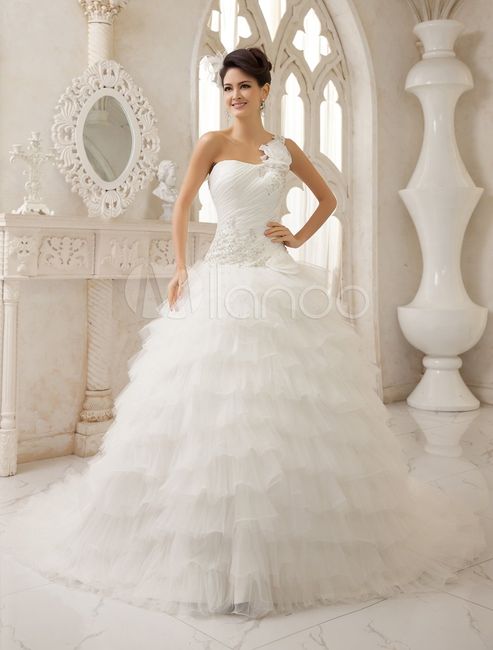 Tantos vestidos... - 8