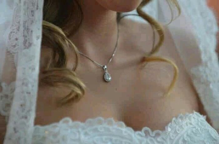 Maquillaje peinado y accesorios - 3