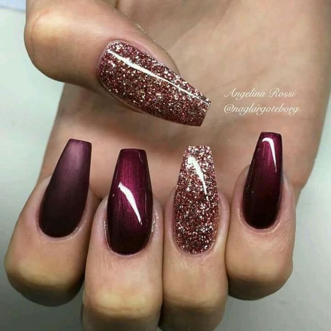 Uñas color marsala , vino y sangria - 21