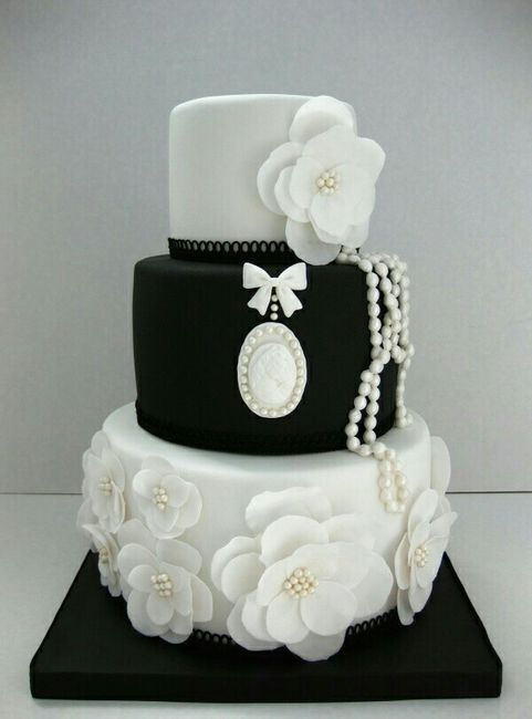 Pasteles en color negro - 2