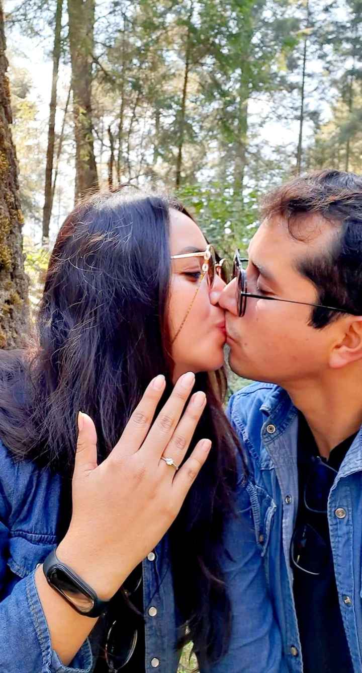 Día de Presumir tu Anillo de Compromiso - 1