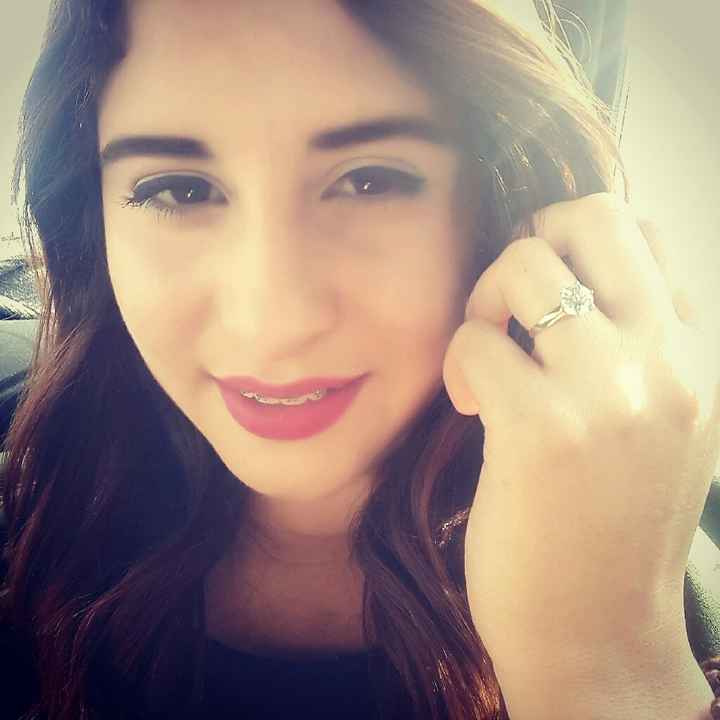 ¿Ya presumiste tu anillo de compromiso? - 1