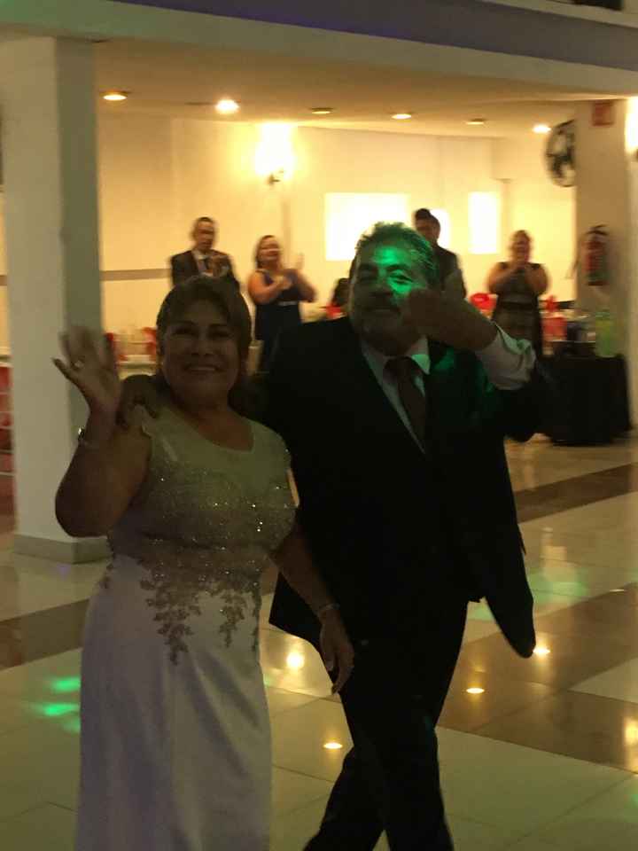 ¡37 Años De Casados! - 1