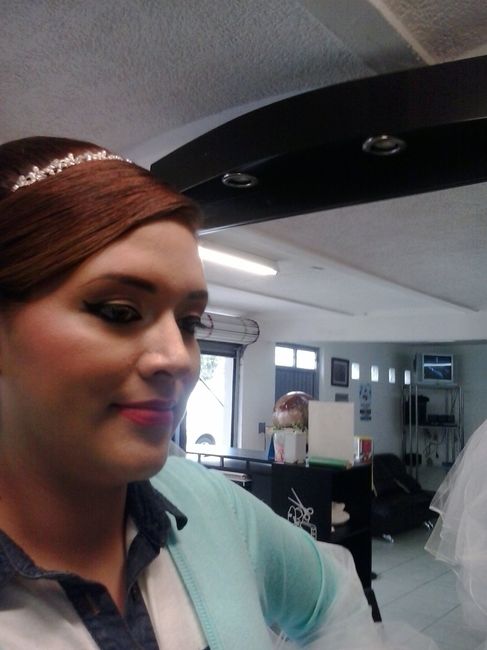 Maquillaje y peinado - 4