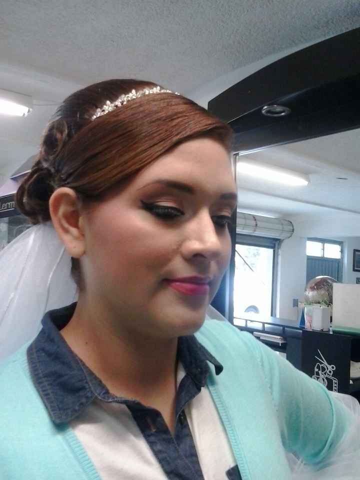 Maquillaje y peinado - 3