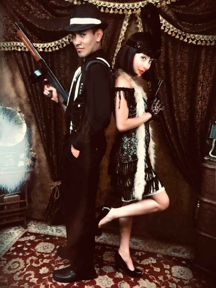 ¿Tienen fotos temáticas o chistosa con su pareja? - 1