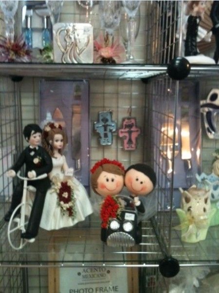 Local con cosas para bodas a buen precio