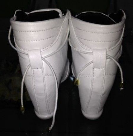 Mis tenis de novia
