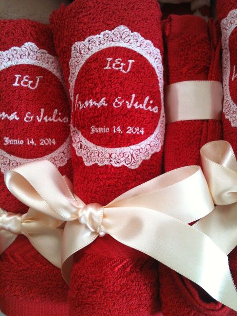 Nuestras Toallas como detalles y recuerdos para invitados