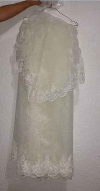 Mi Velo corto y Mantilla