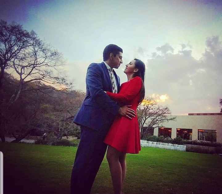 Reto con regalo: Sube una foto con tu pareja🎁 - 1