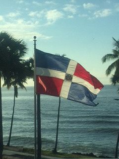 =) Bandera República Dominicana