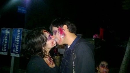 Zombie kiss