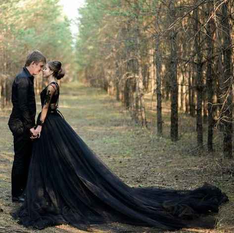 Si tu pareja tuviera que elegir tu look de boda… 🎁 - 1