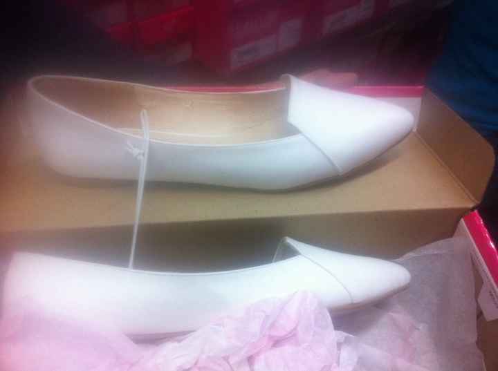 Y para los zapatos de cambio ¿qué par escoges? - 1