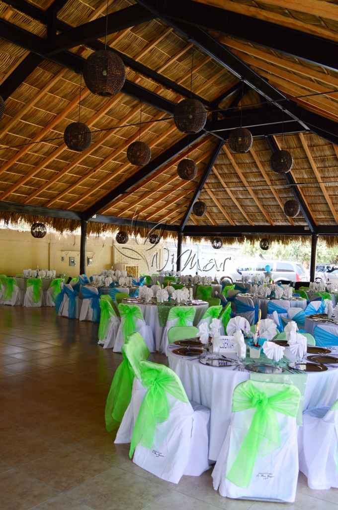 Jardín de fiesta con palapa - 1