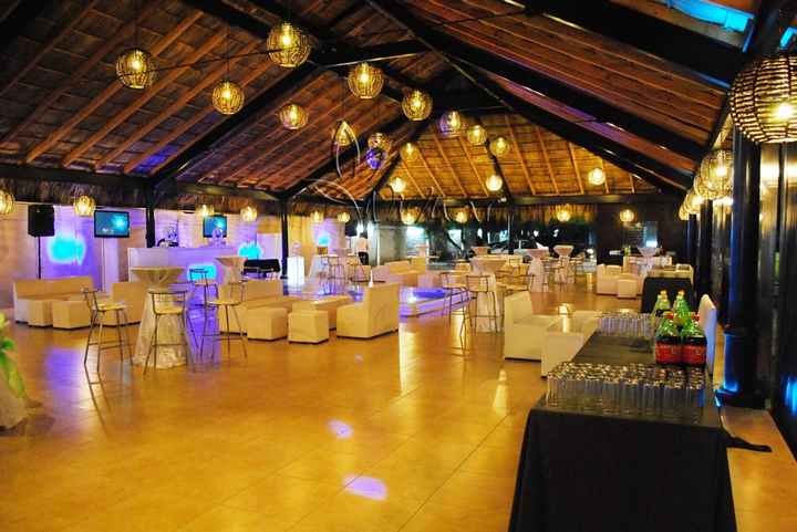 Jardín de fiesta con palapa - 2