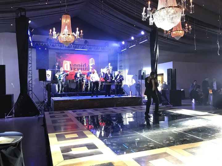 1 ¿Tendrán grupo musical o DJ? 🎶 - 1