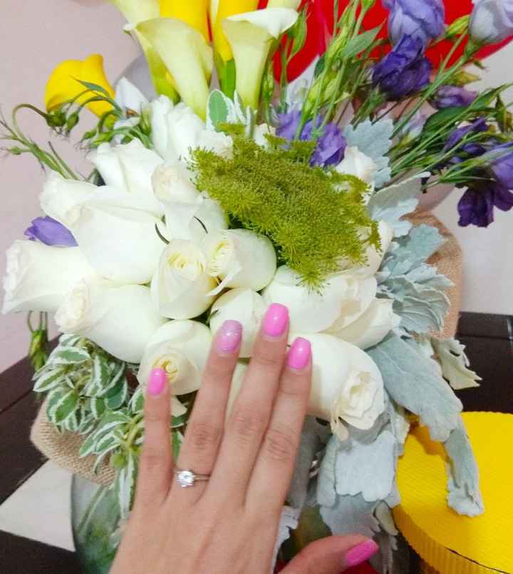 Detalles antes de la boda ¿su fm les ha mandado flores? - 1
