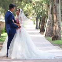 Algunas fotos que nos mandaron del after the wedding - 1