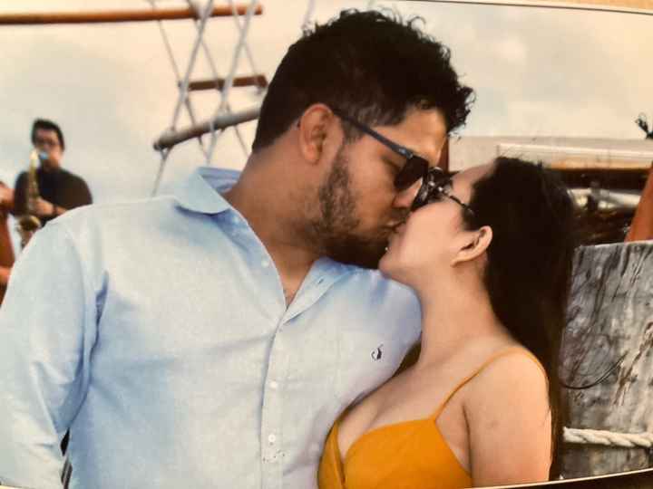 Muestren su beso favorito con su Fm/esposo - 1