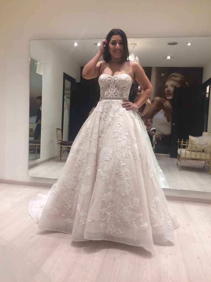 ¿cuánto gastaron en su vestido? - 1