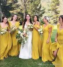 Damas de amarillo