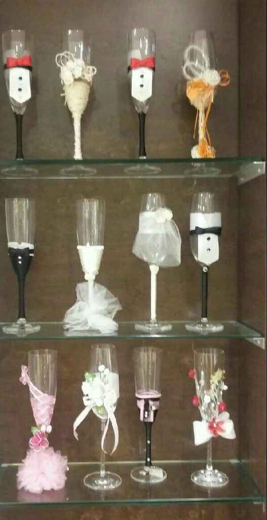 Diferentes estilos  de copas para brindis