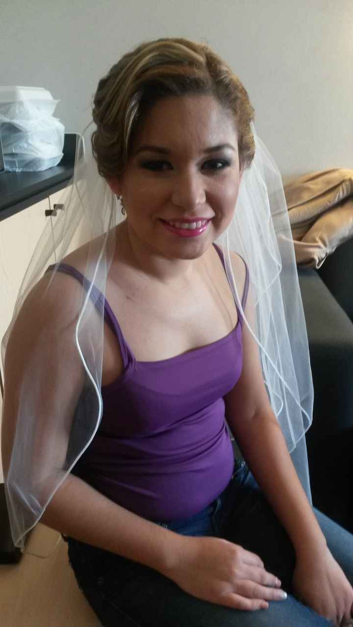 Peinado  y maquillaje - 1