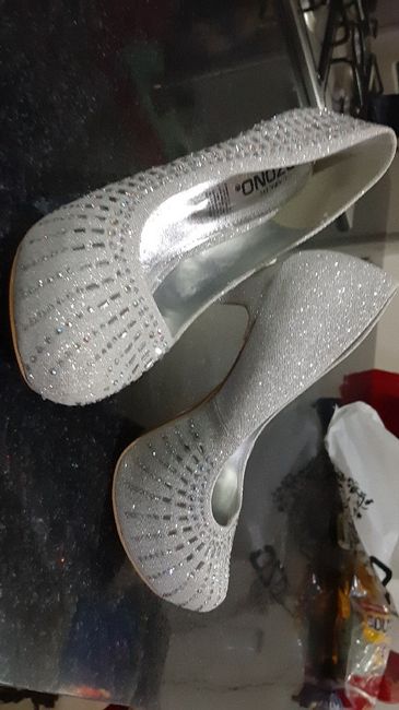 Cuanto pagarias por las zapatillas!? 4