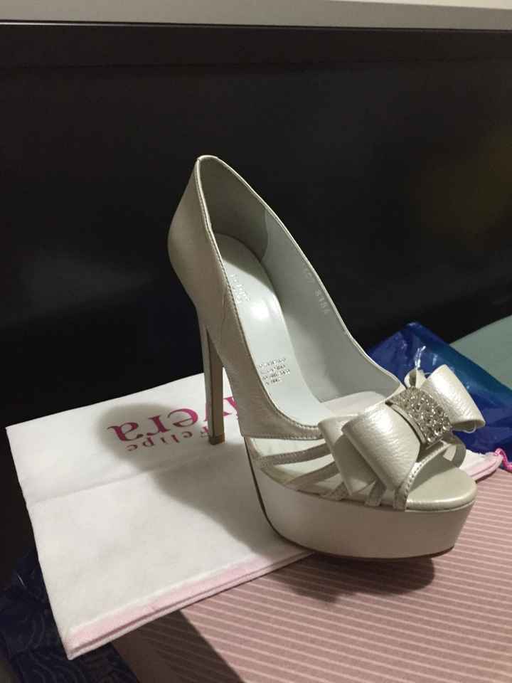 Mis zapatos listos - 2