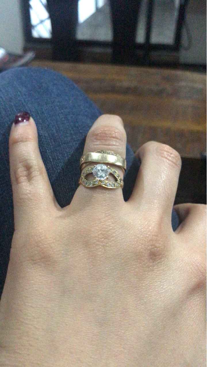 Como usar el anillo de compromiso y la argolla de matrimonio - 1