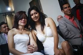 Necesito ayuda para una boda gay - 5