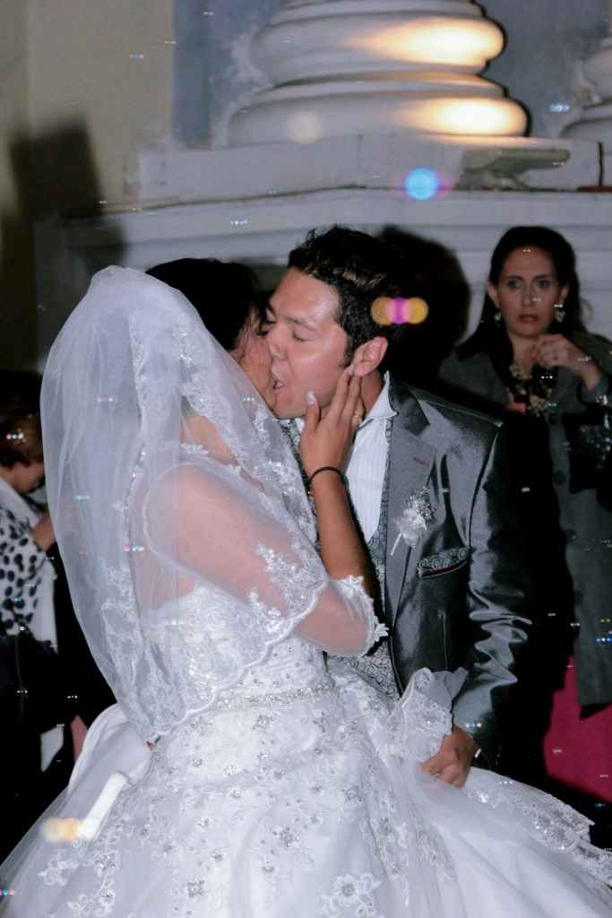 Presuman su foto... la iglesia!! - 2