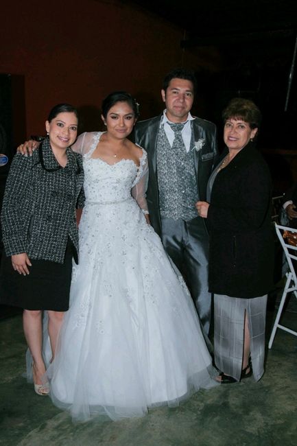 Vestido de novia: de boutique, catalogo o mandado a hacer? - 4
