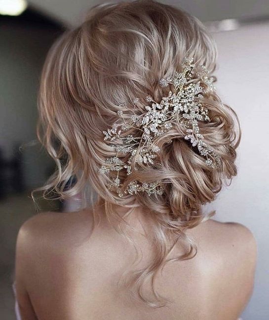 Comparte tu accesorio de pelo - 1