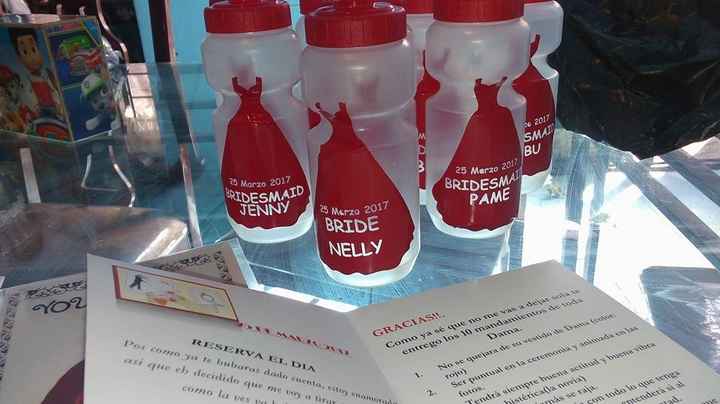 Botellas Damas