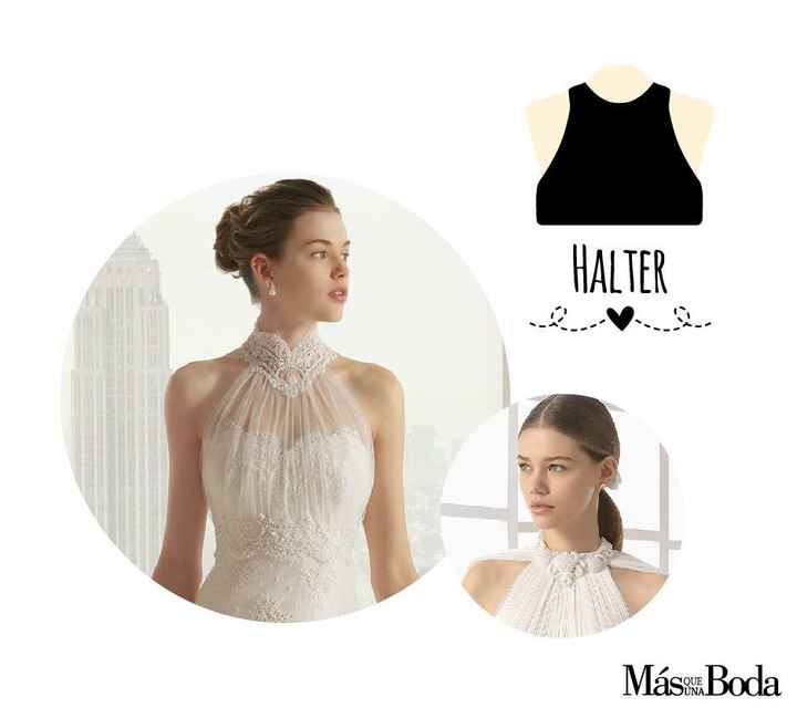 Este tipo de escote ya tiene un diseño a la altura del cuello, por lo que no es conveniente saturarl