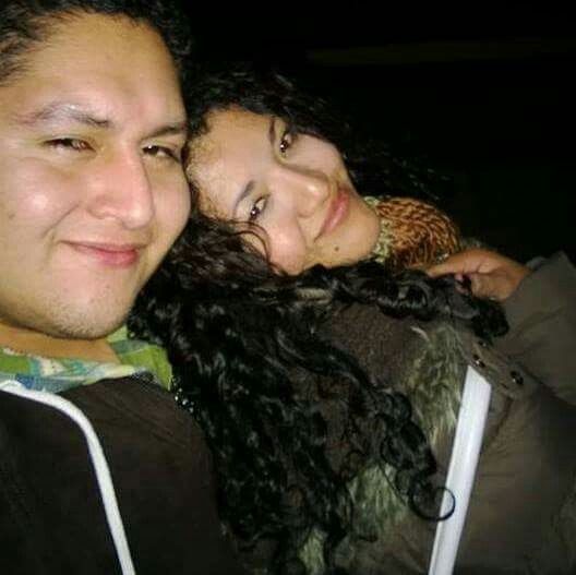 Fotos con su prometido.. - 1