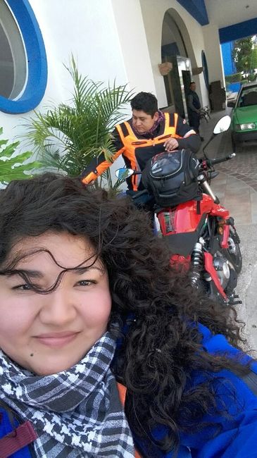 Fotos con su prometido.. - 2