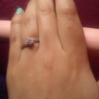 Catálogo de anillos de compromiso de Bodas.com - 1