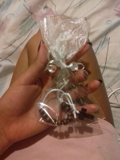 Dentro de su bolsita (viene en 24pzs) igual compré 2 bolsas