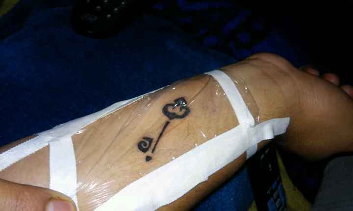 Los tatuajes de la novia !! - 1