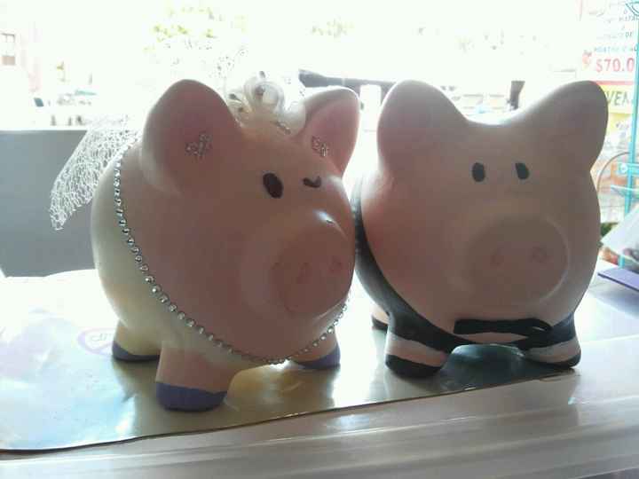 Nuestros cochinitos - 1