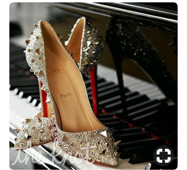 Zapatillas exóticas 14